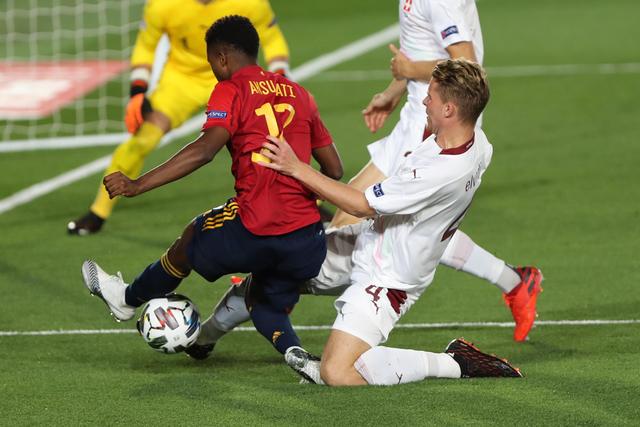 Claude推出全新500美元API额度，开发者狂欢